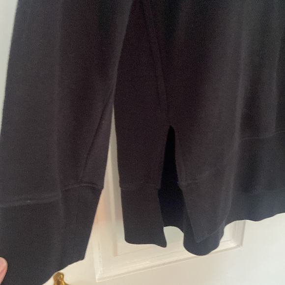 GAP M. Black long sweatshirt - Picture 2 of 4